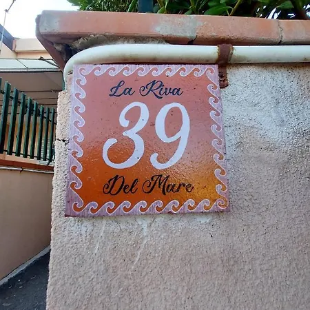 La Riva Del Mare Appartement