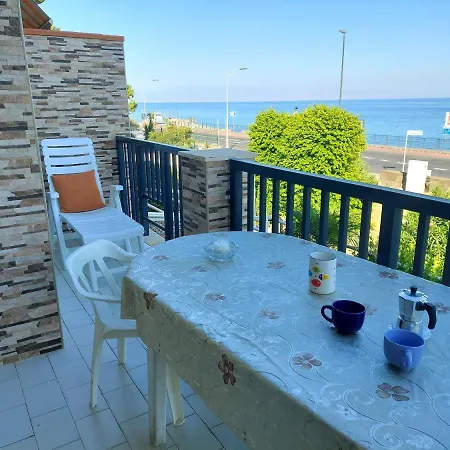 La Riva Del Mare *