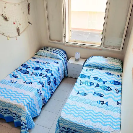 דירה La Riva Del Mare סנטה תרזה די ריבה